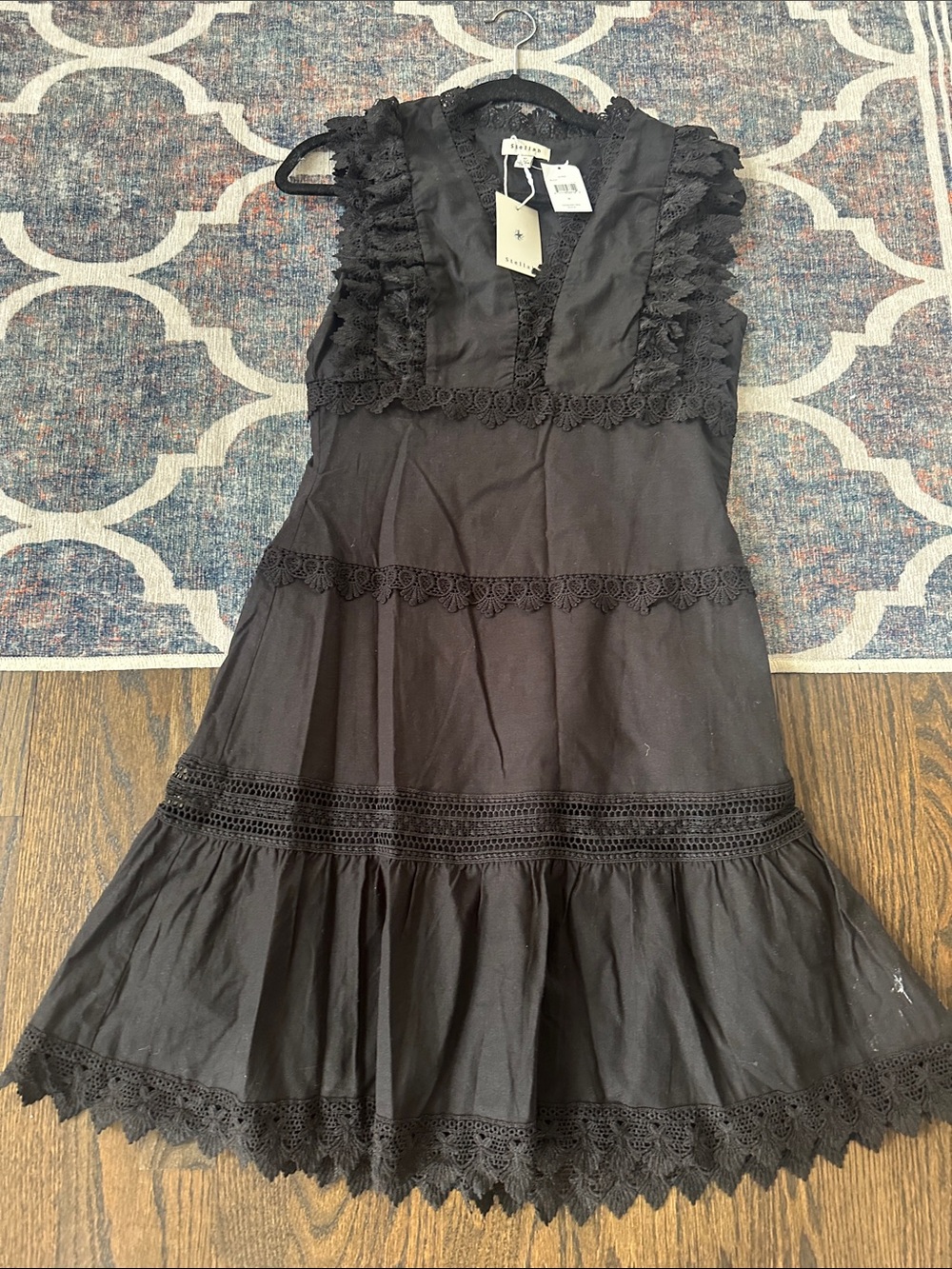 Stellah Black Ruffled Lace Trim Sleeveless Dress